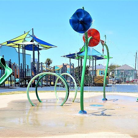 Casaazul-2605B-Pleasure Pier & Beach A Block Away- 3Bed 2Bath 7 Beds- 7 Minutes To Cruise Terminal Galveston Luaran gambar