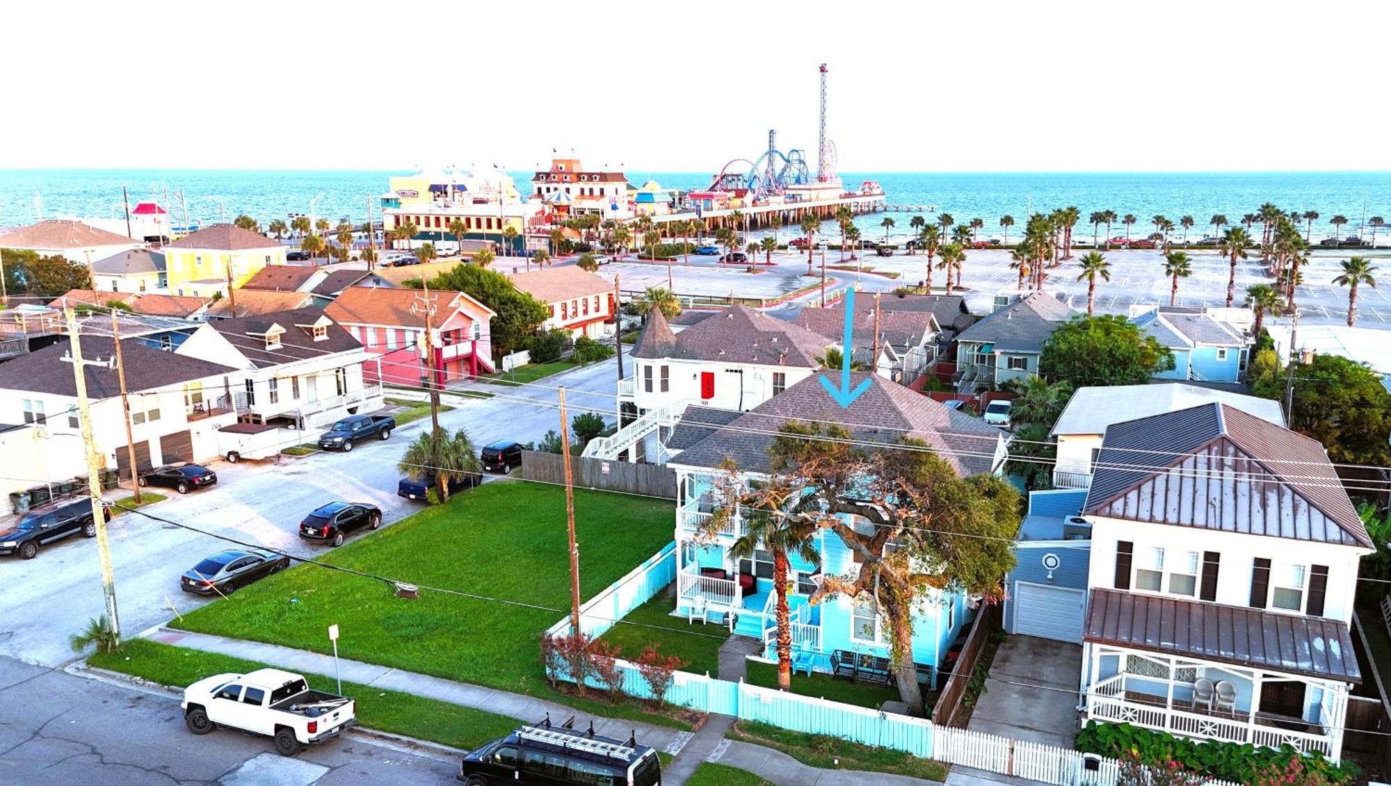 Casaazul-2605B-Pleasure Pier & Beach A Block Away- 3Bed 2Bath 7 Beds- 7 Minutes To Cruise Terminal Galveston Luaran gambar